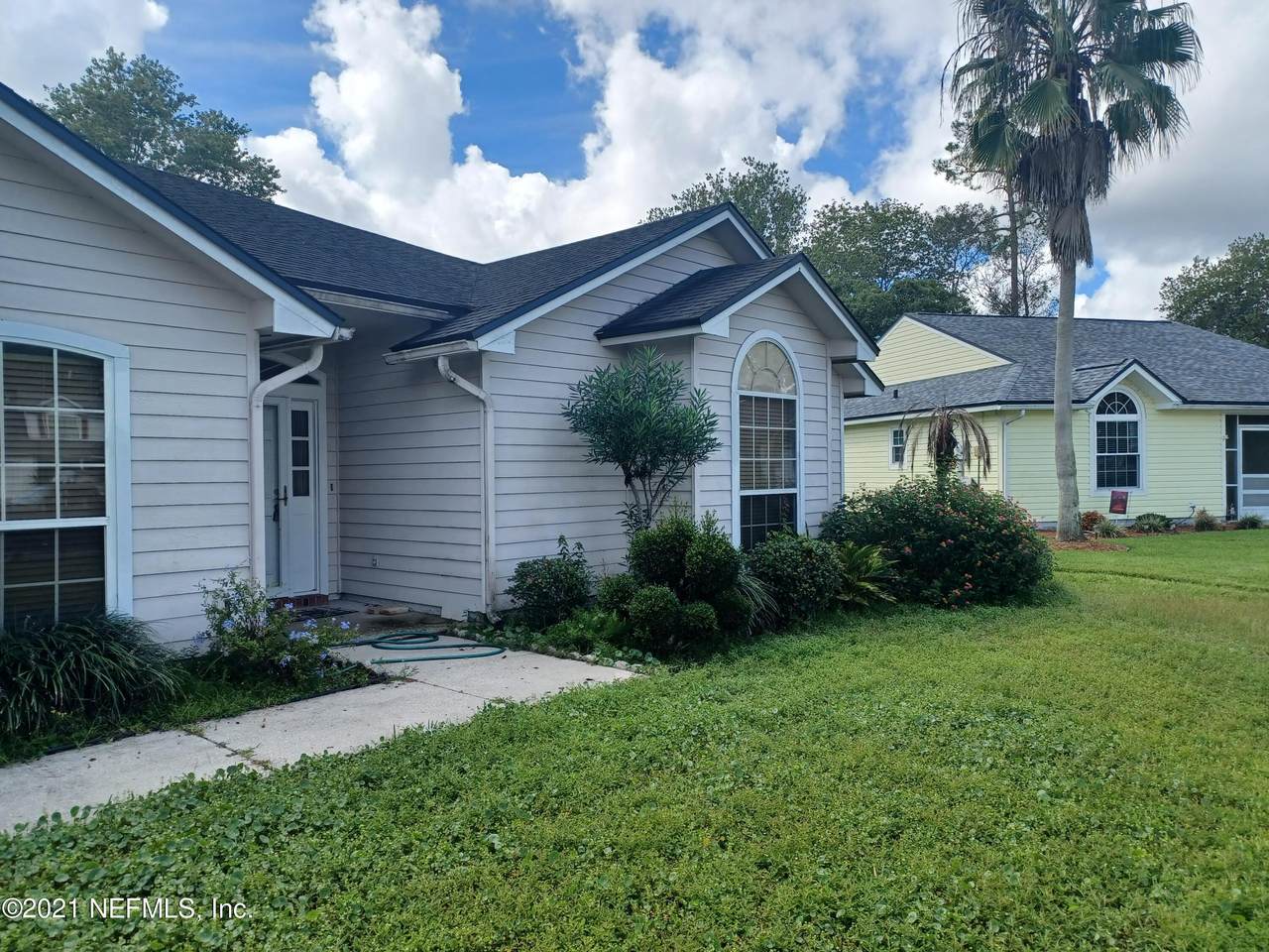 706 Martinique Ct - Photo 1