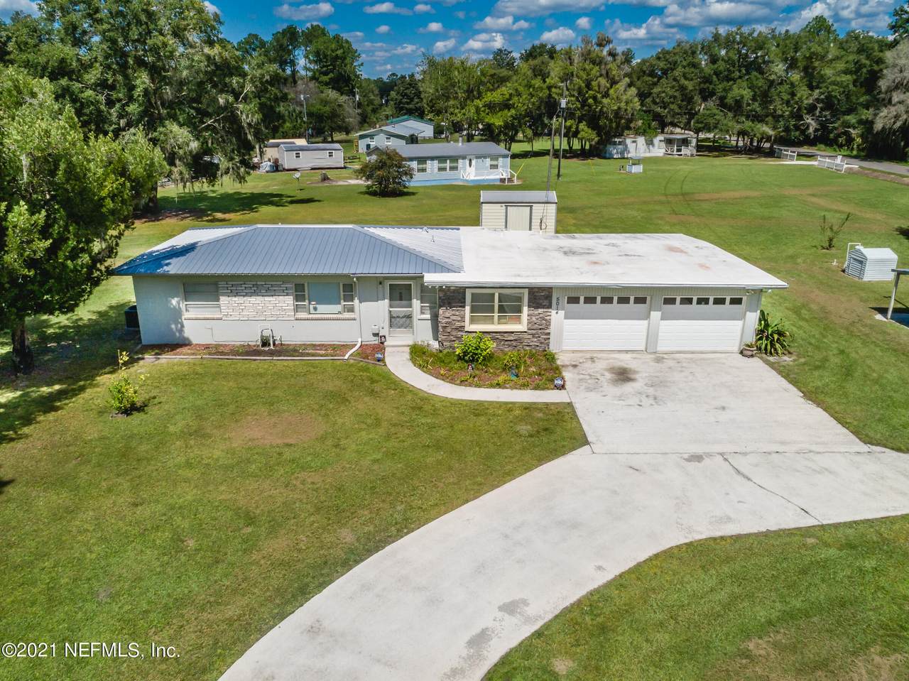 5014 Silver Lake Dr - Photo 1