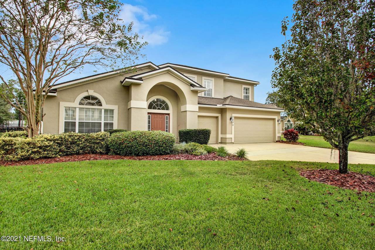 8134 Broward Cove Rd - Photo 1