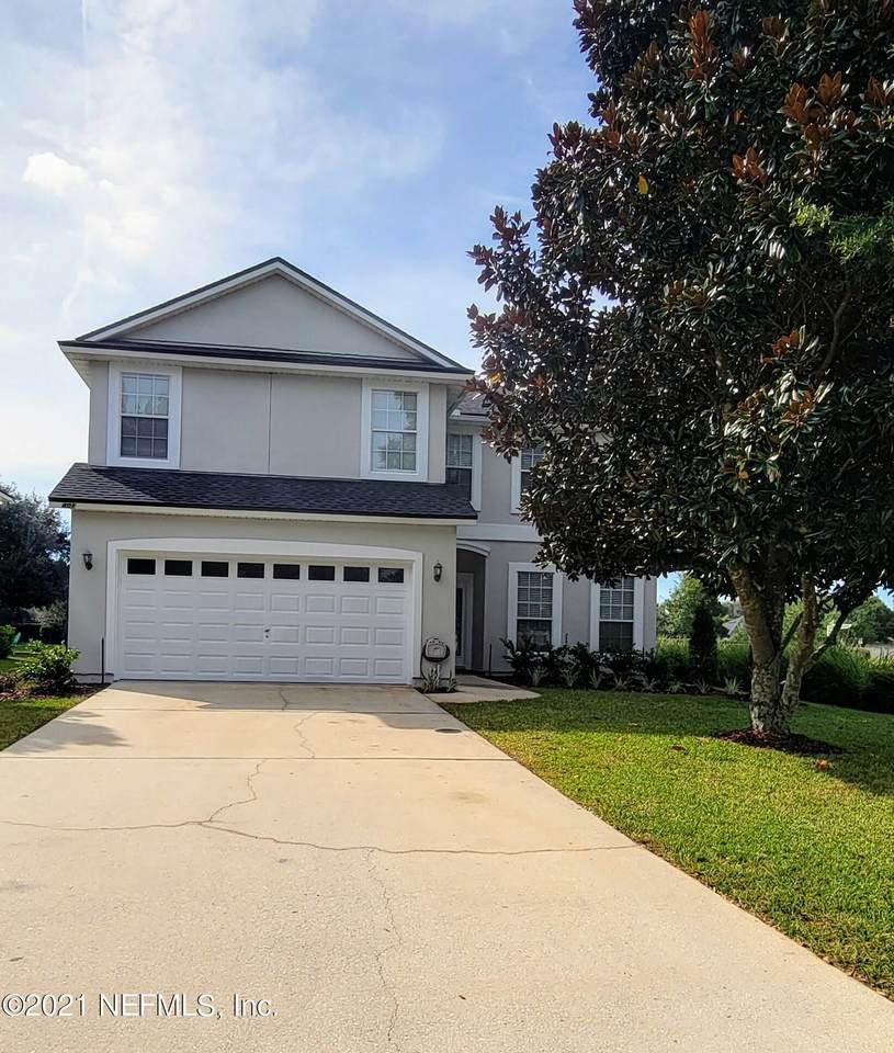401 Lake Monroe Pl - Photo 1