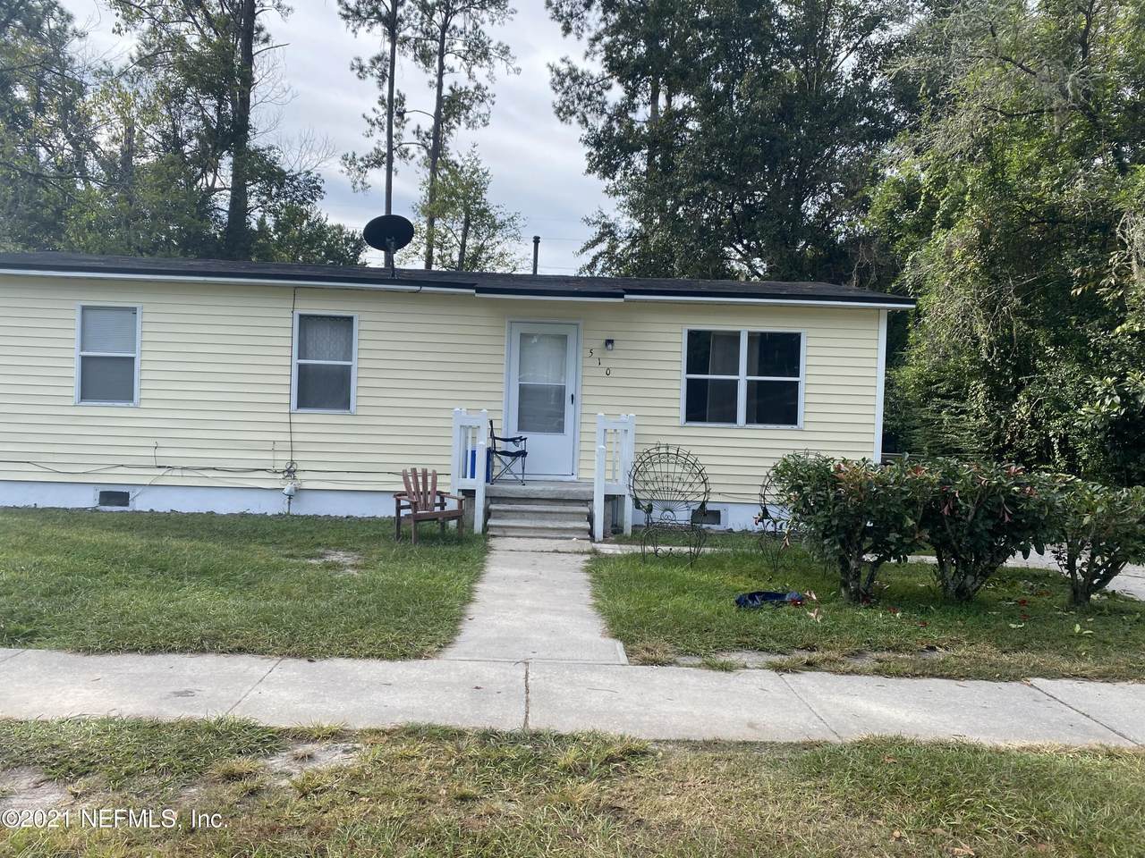 510 Lewis St - Photo 1