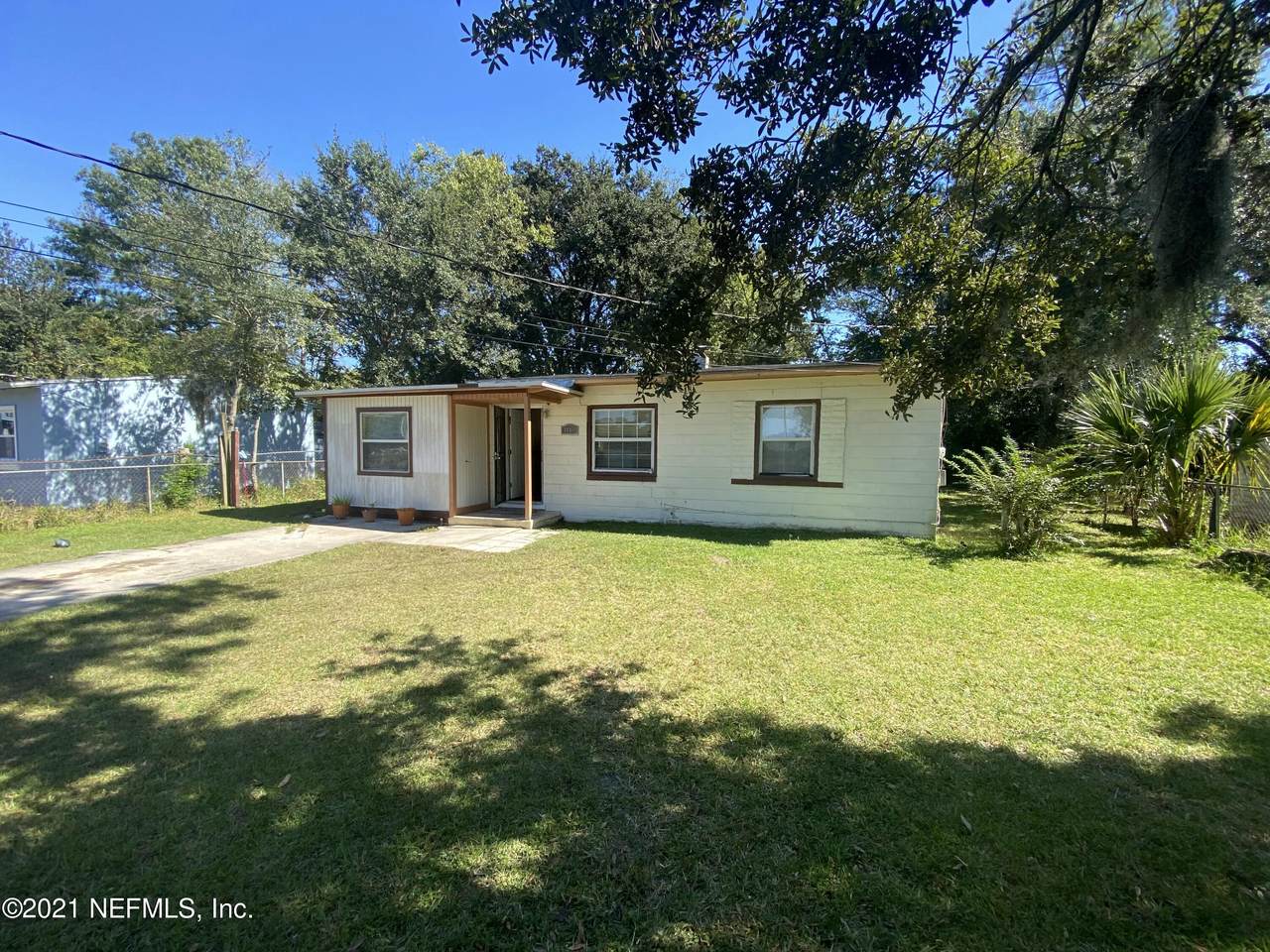 1813 Melson Ave - Photo 1