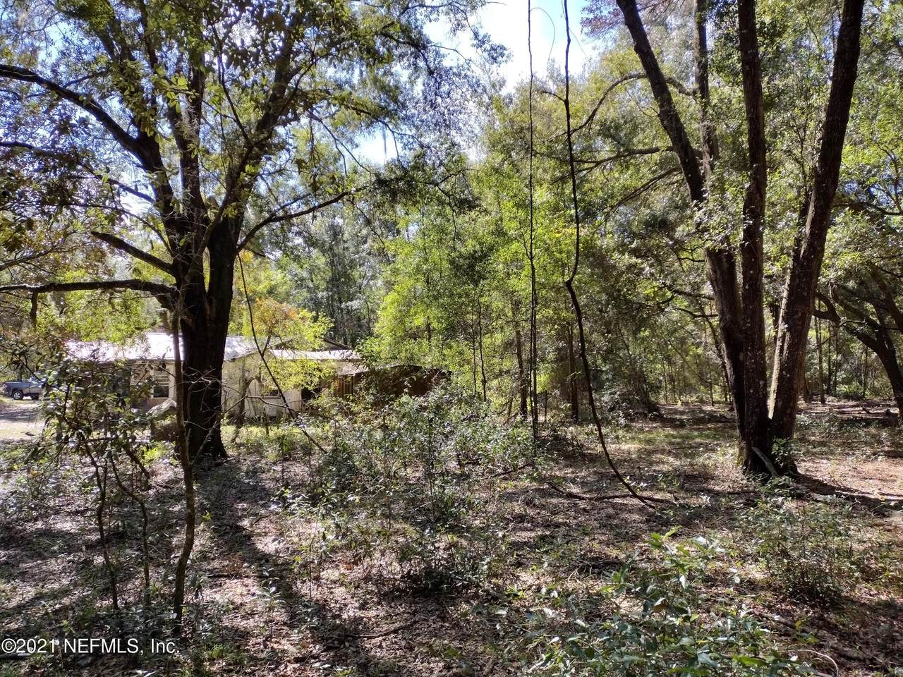 108 Azalea Ln - Photo 1