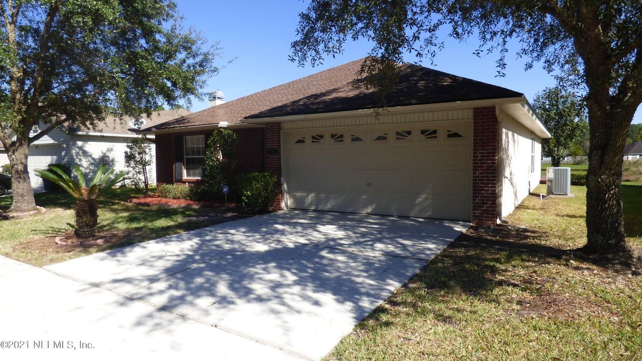 3911 Hideaway Ln - Photo 1