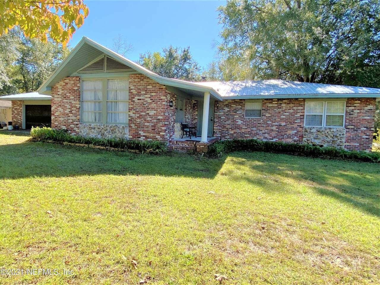 105 Keystone Dr - Photo 1