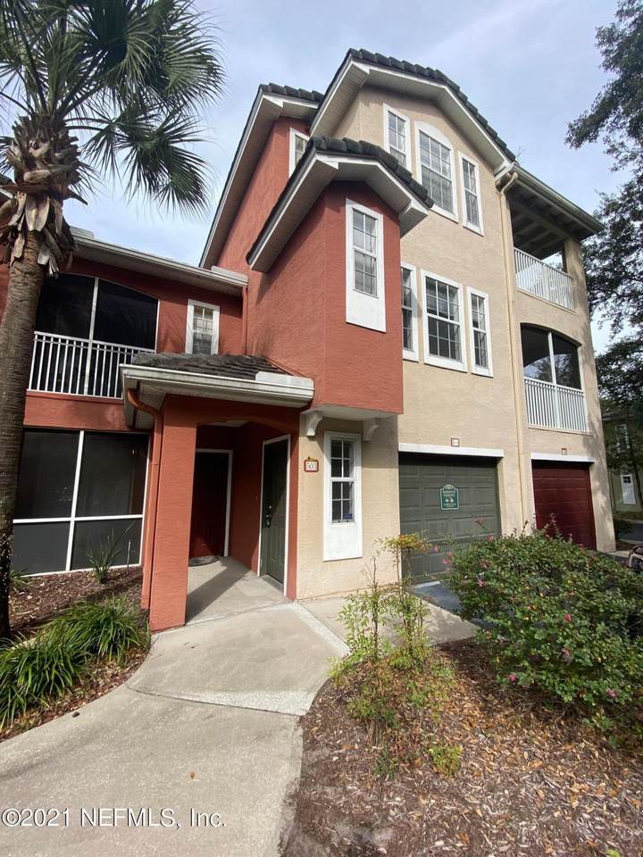 10075 Gate Pkwy - Photo 1