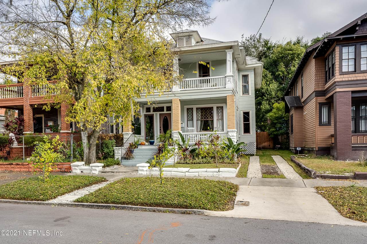 1531 Perry St - Photo 1