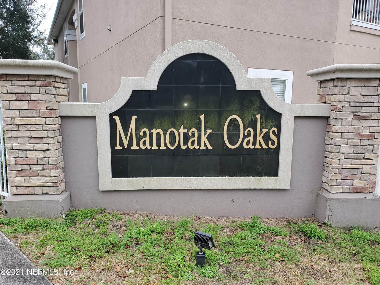1465 Manotak Point Dr - Photo 1