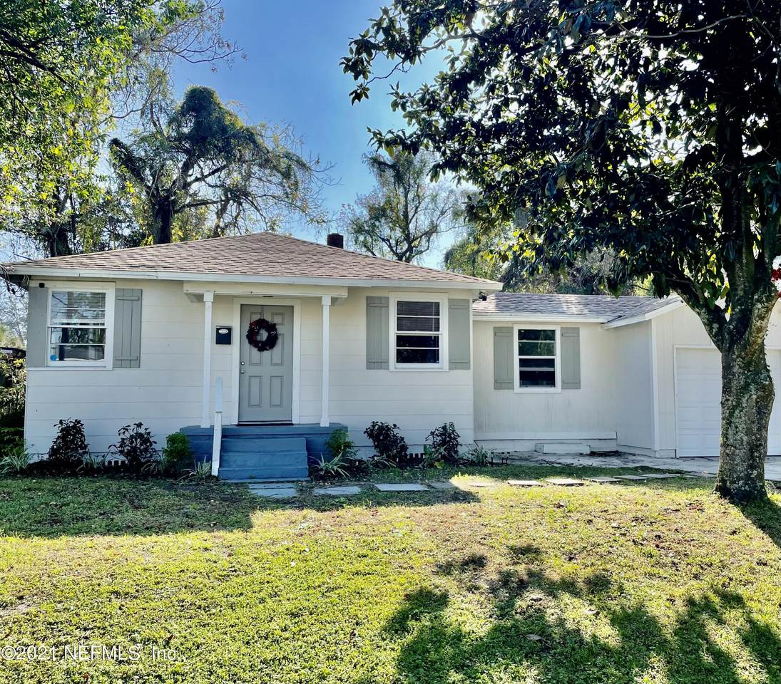5028 Lexington Ave - Photo 1