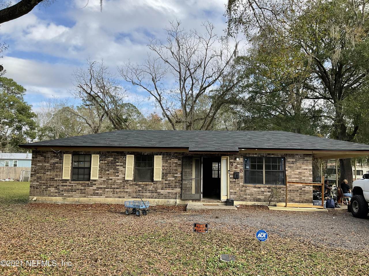 425 Duval St - Photo 1