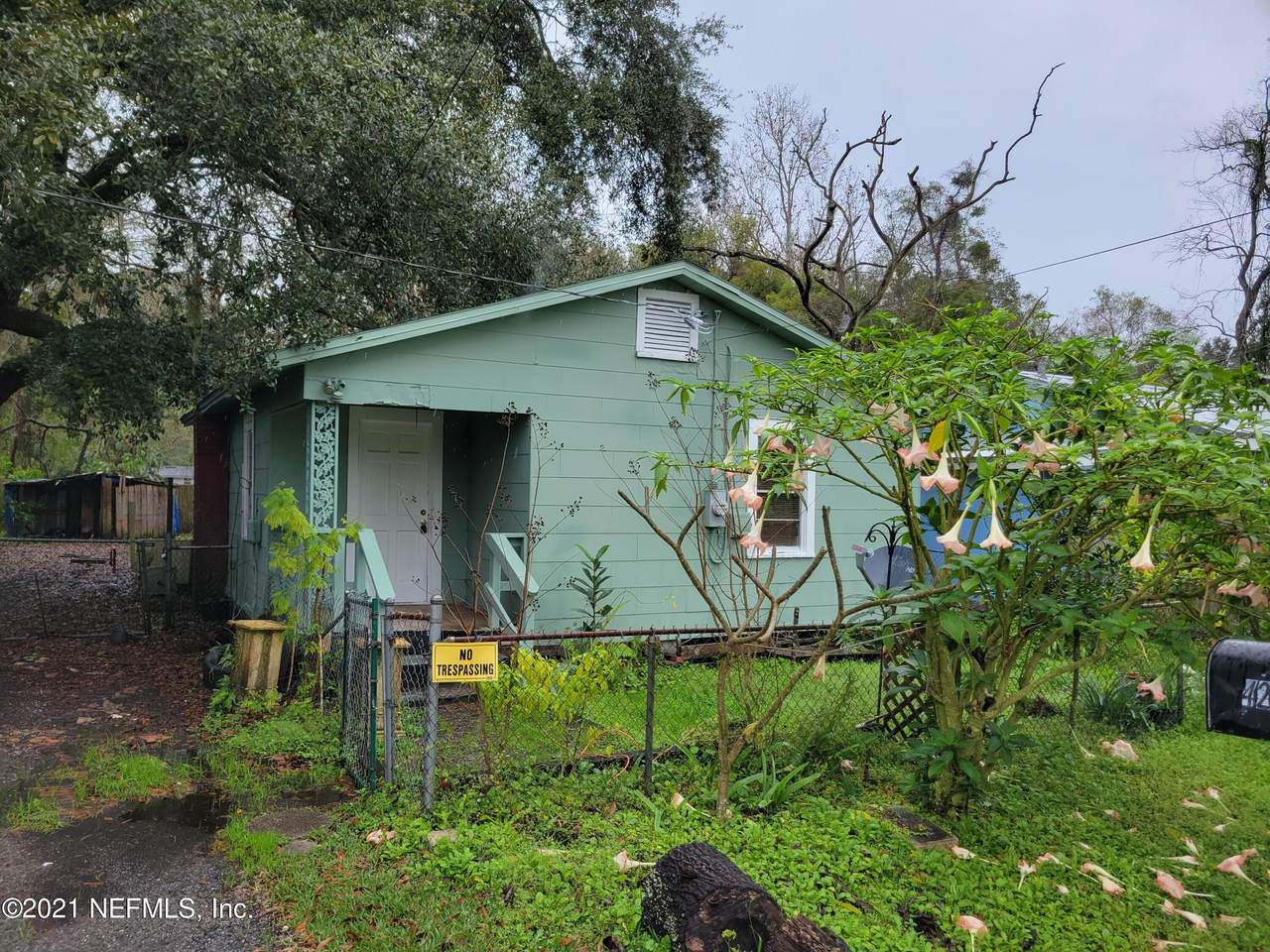 4230 Victor St - Photo 1