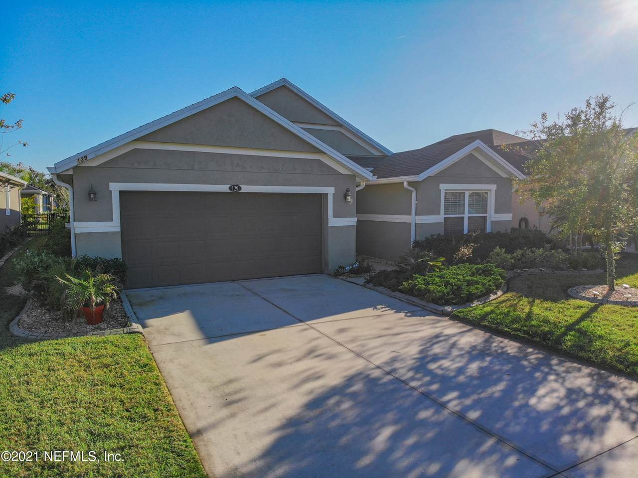 129 Gleneagle Grande Dr - Photo 1