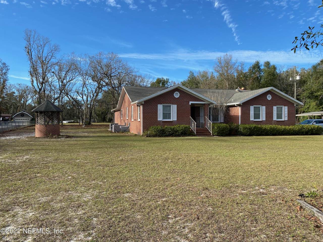 437 Branscomb Rd - Photo 1