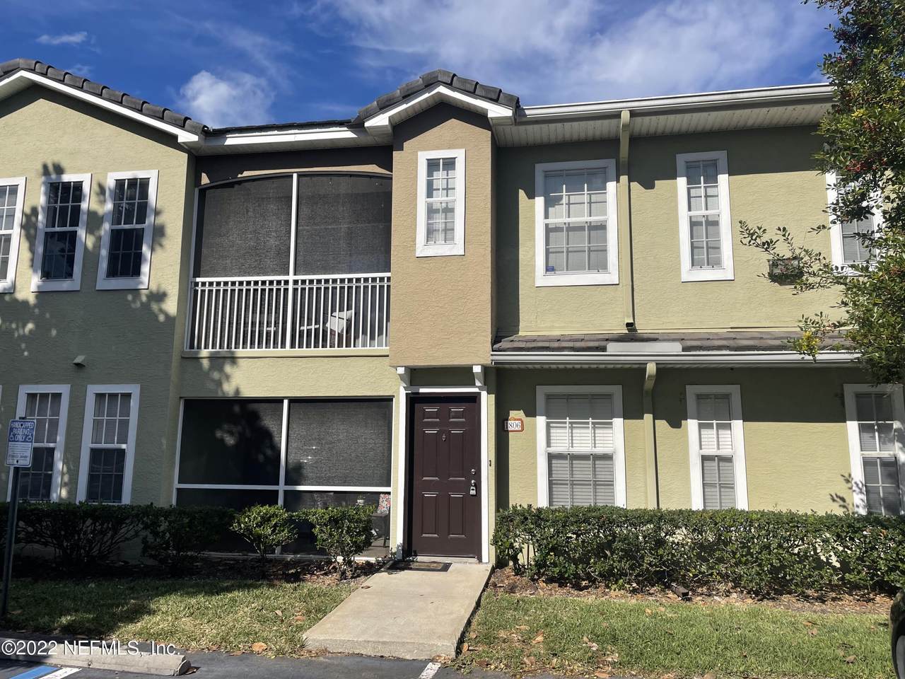 10075 Gate Pkwy - Photo 1