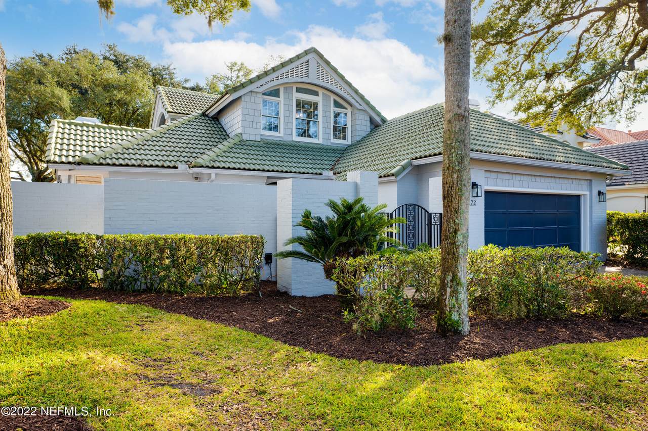 172 Laurel Ln - Photo 1