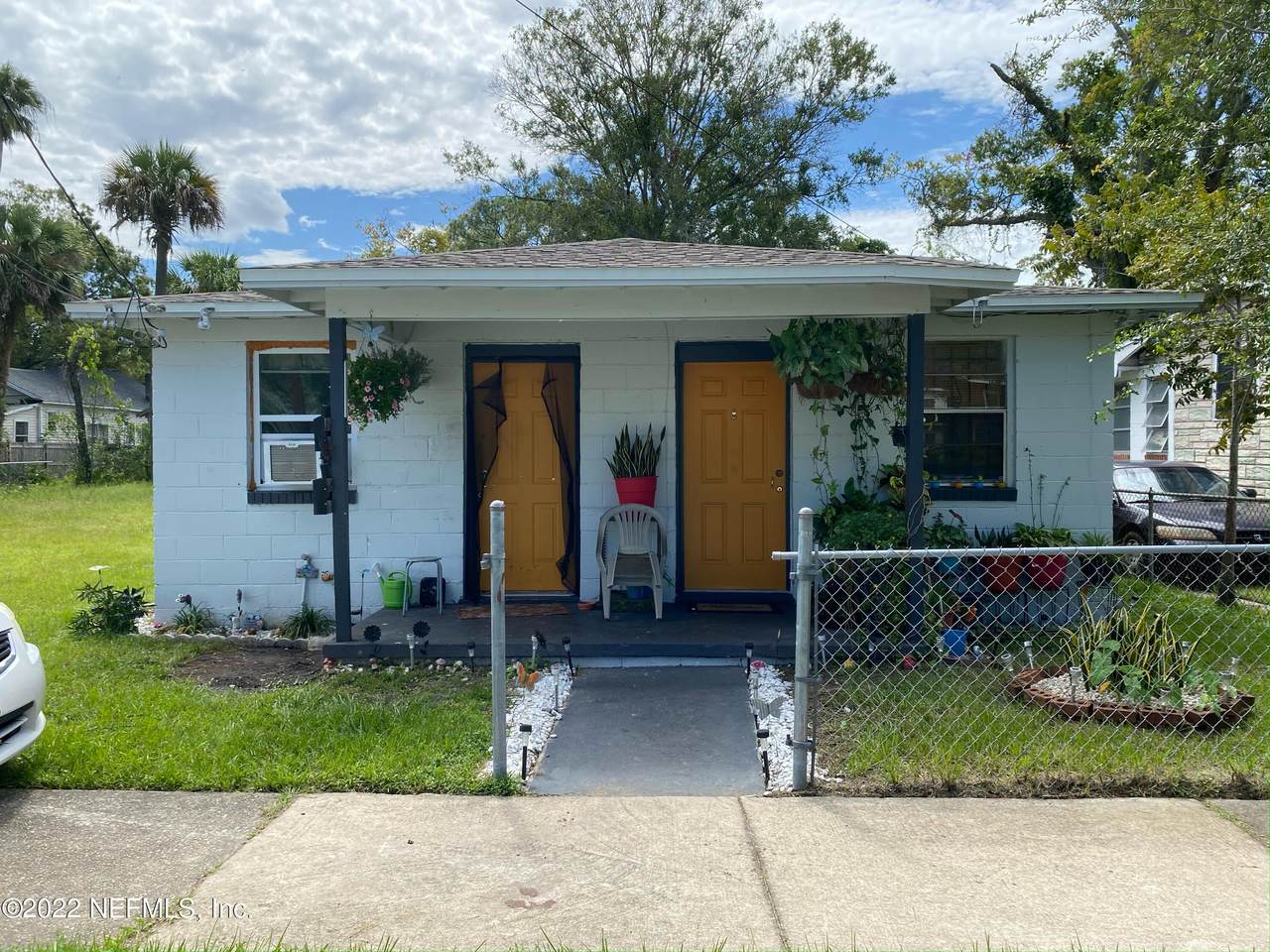 1336 6TH St - Photo 1