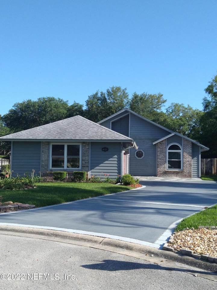 13044 Tall Tree Dr - Photo 1