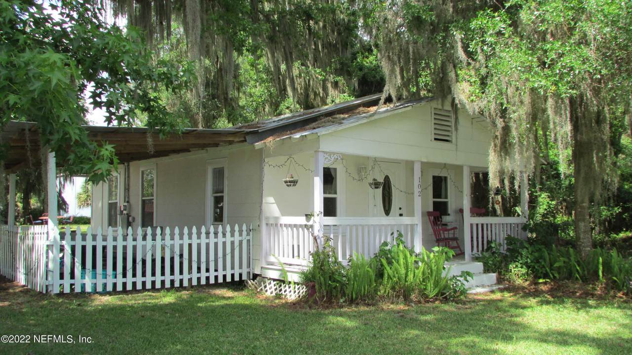 102 Possum Hollow Rd - Photo 1