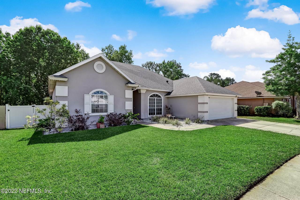 1935 Hollington Dr - Photo 1