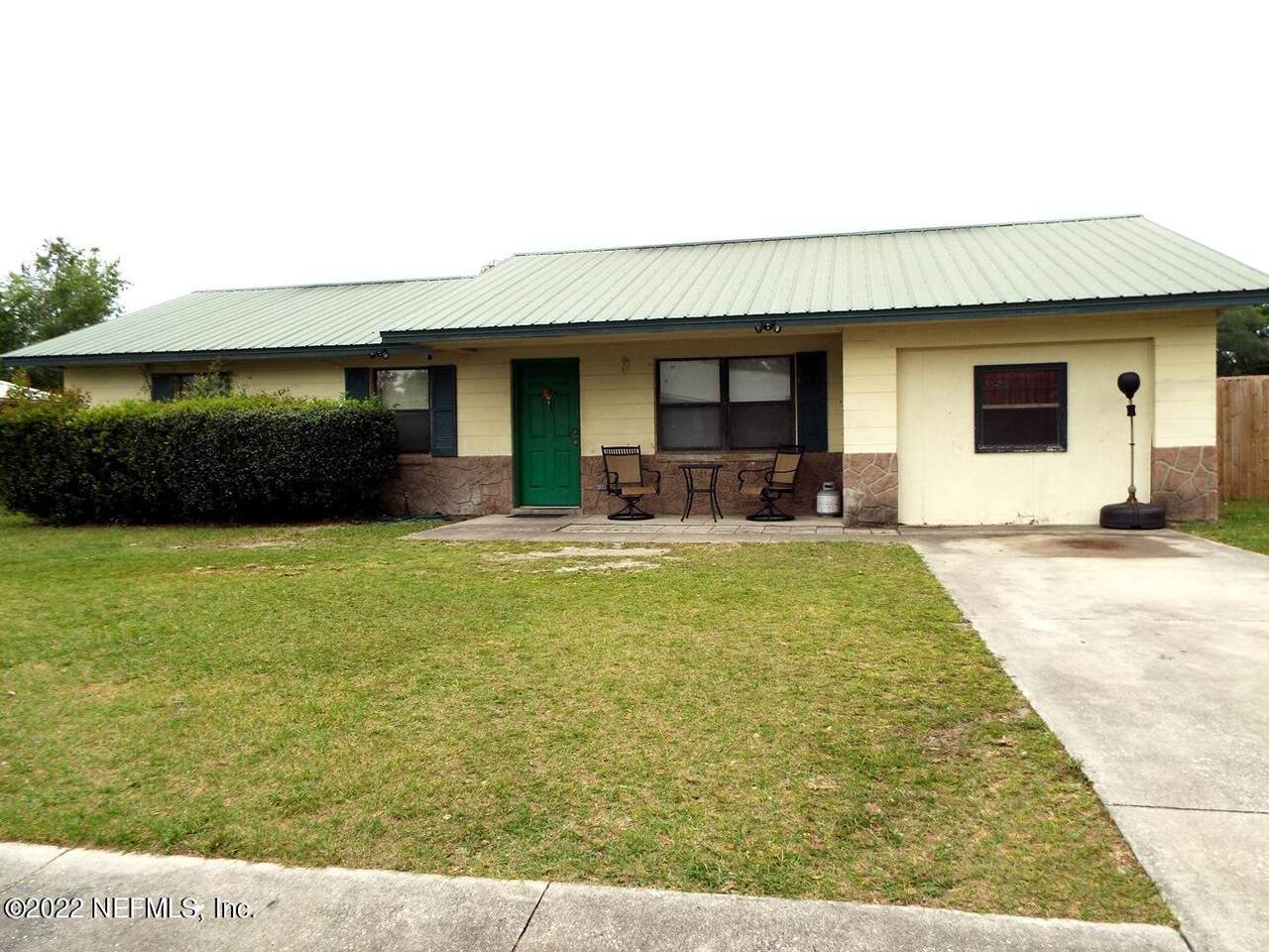 206 Redbud Ln - Photo 1