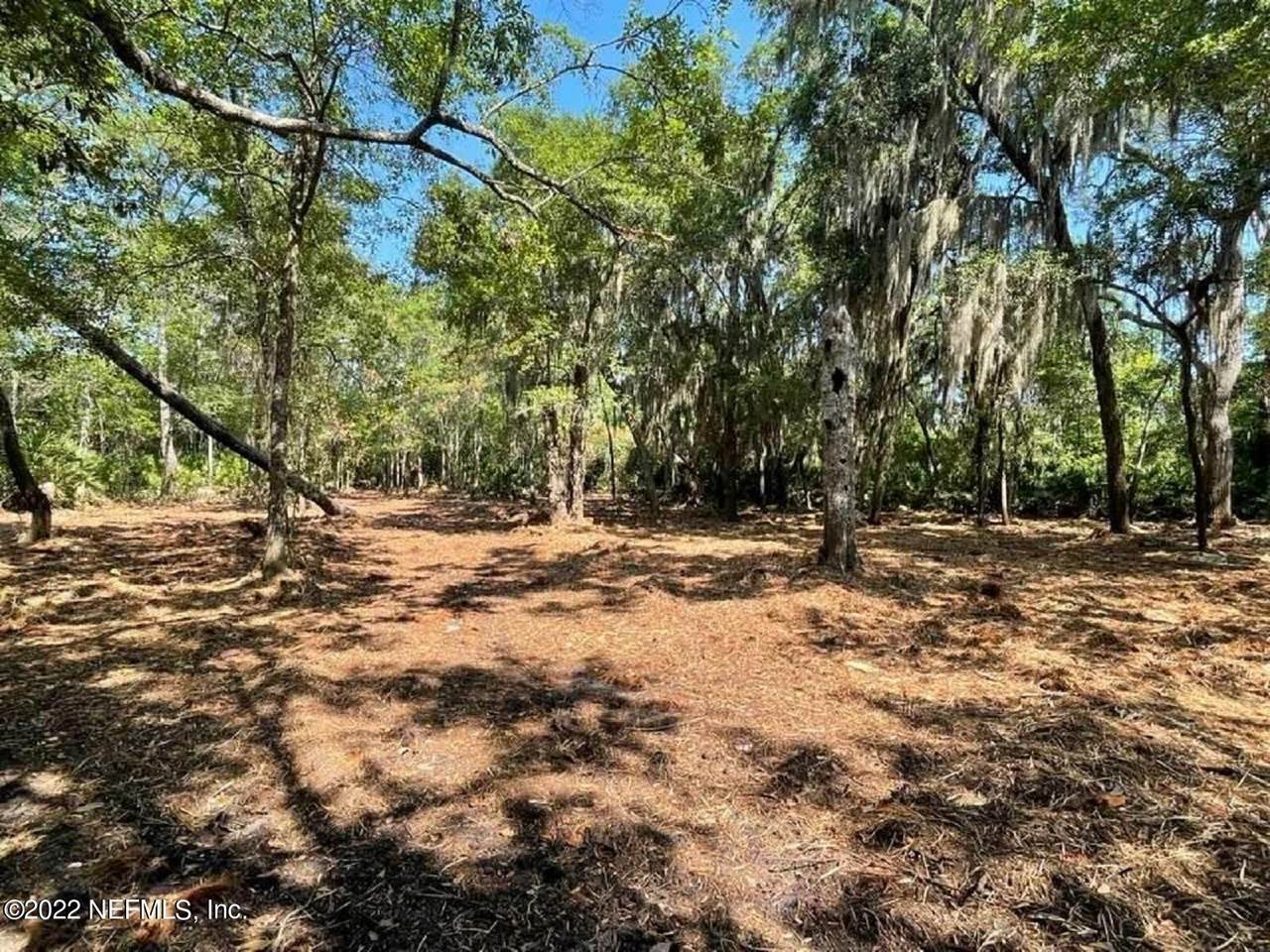 2098 Friendly Rd - Photo 1