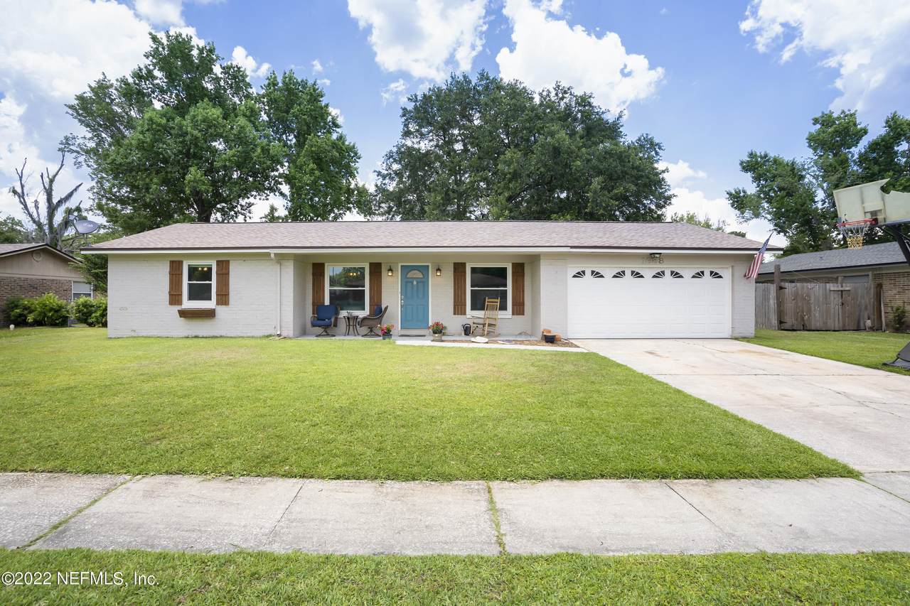 1688 Post Oak Ct - Photo 1