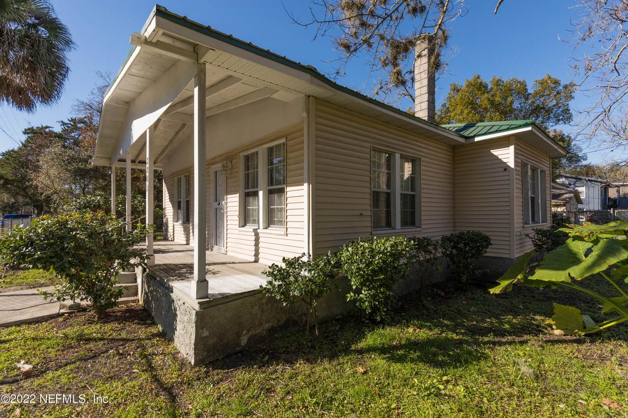 3201 Dignan St - Photo 1