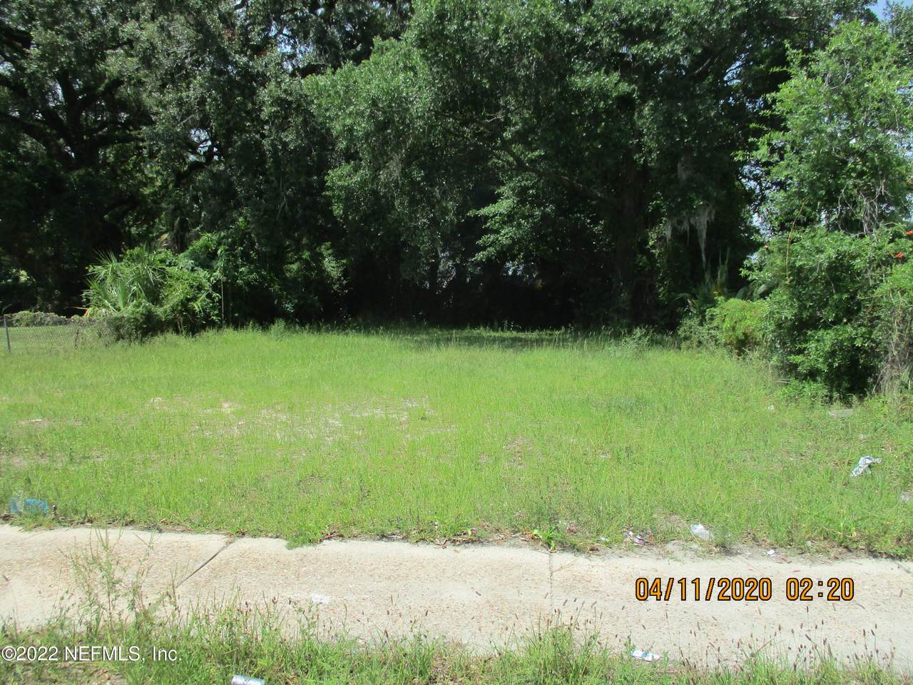 963 Albert St - Photo 1