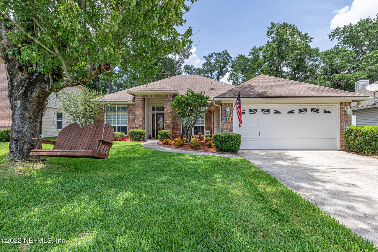 5313 Oxford Crest Dr - Photo 1