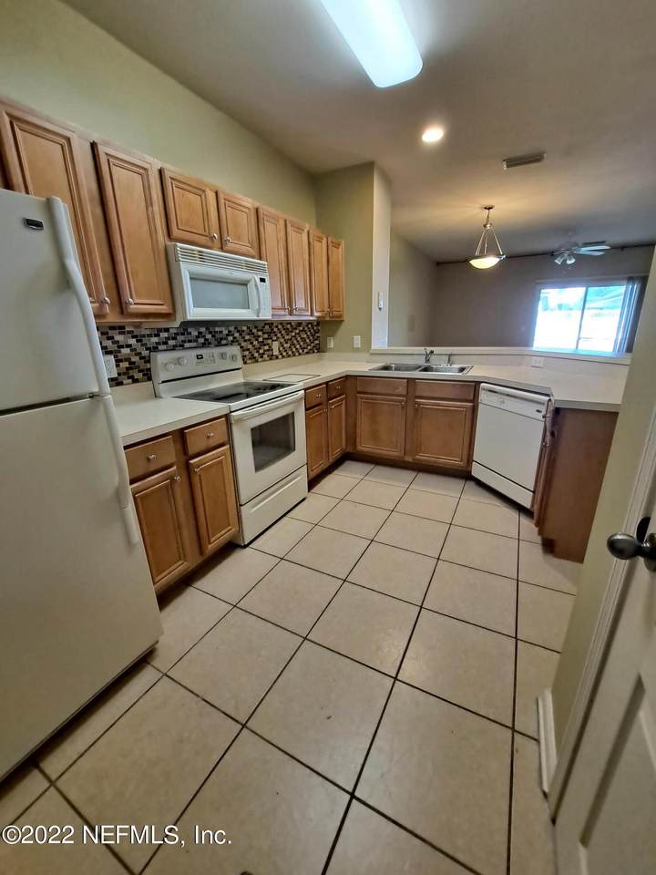 3750 Silver Bluff Blvd - Photo 1