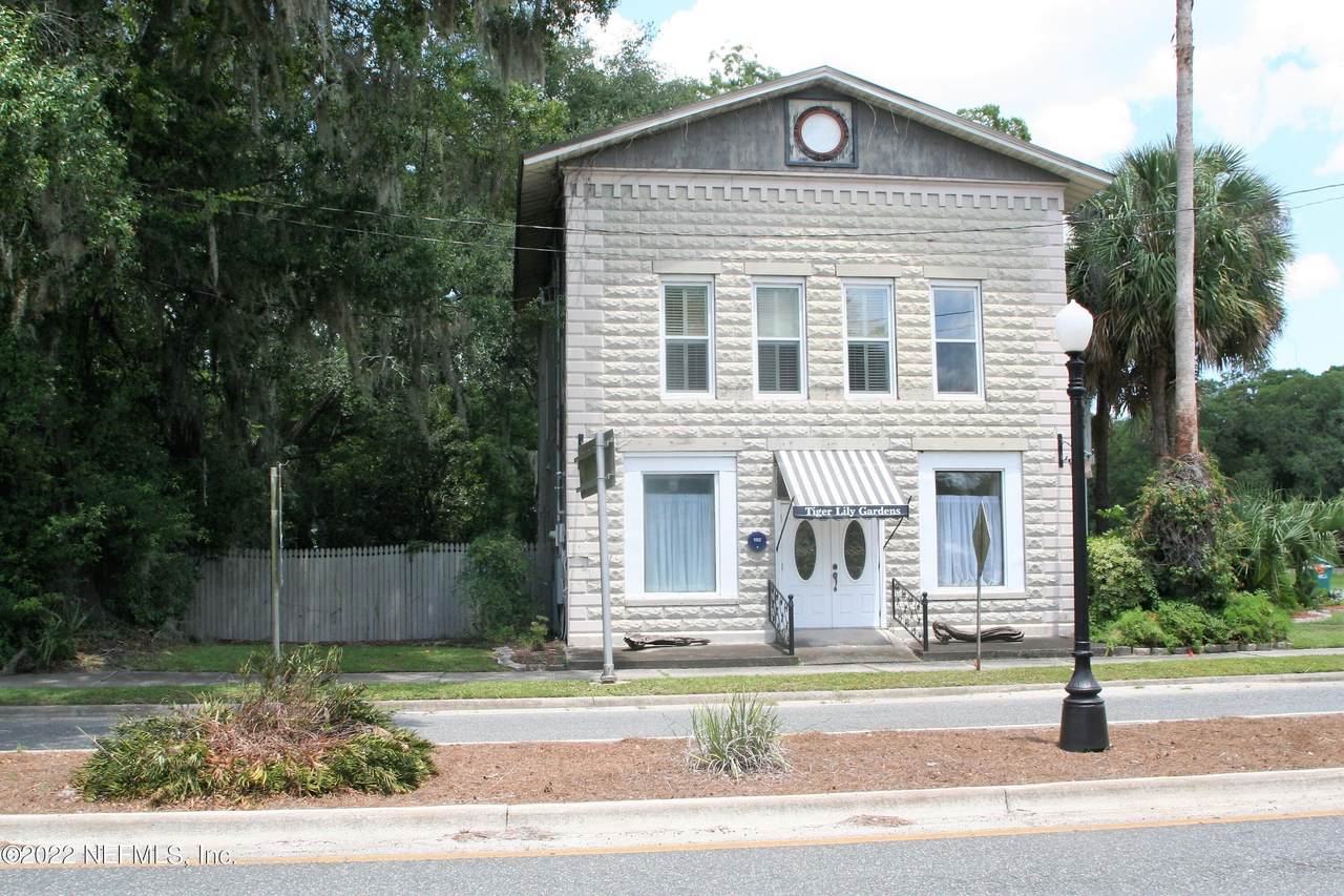 10027 Glen Ave - Photo 1
