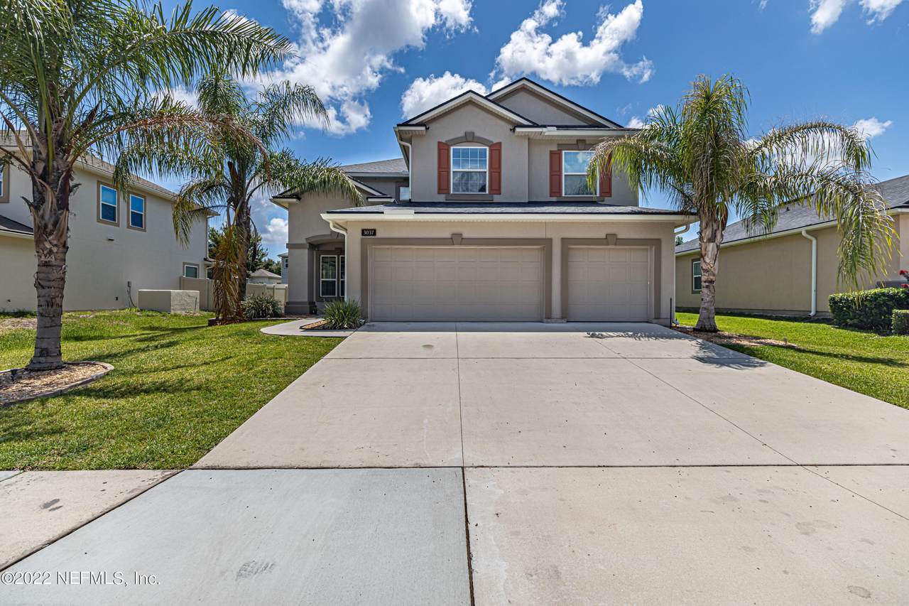 3037 Paddle Creek Dr - Photo 1