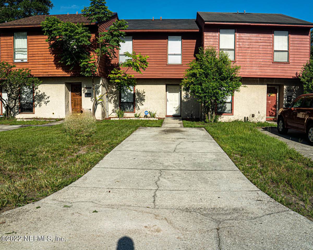 1206 Westdale Dr - Photo 1