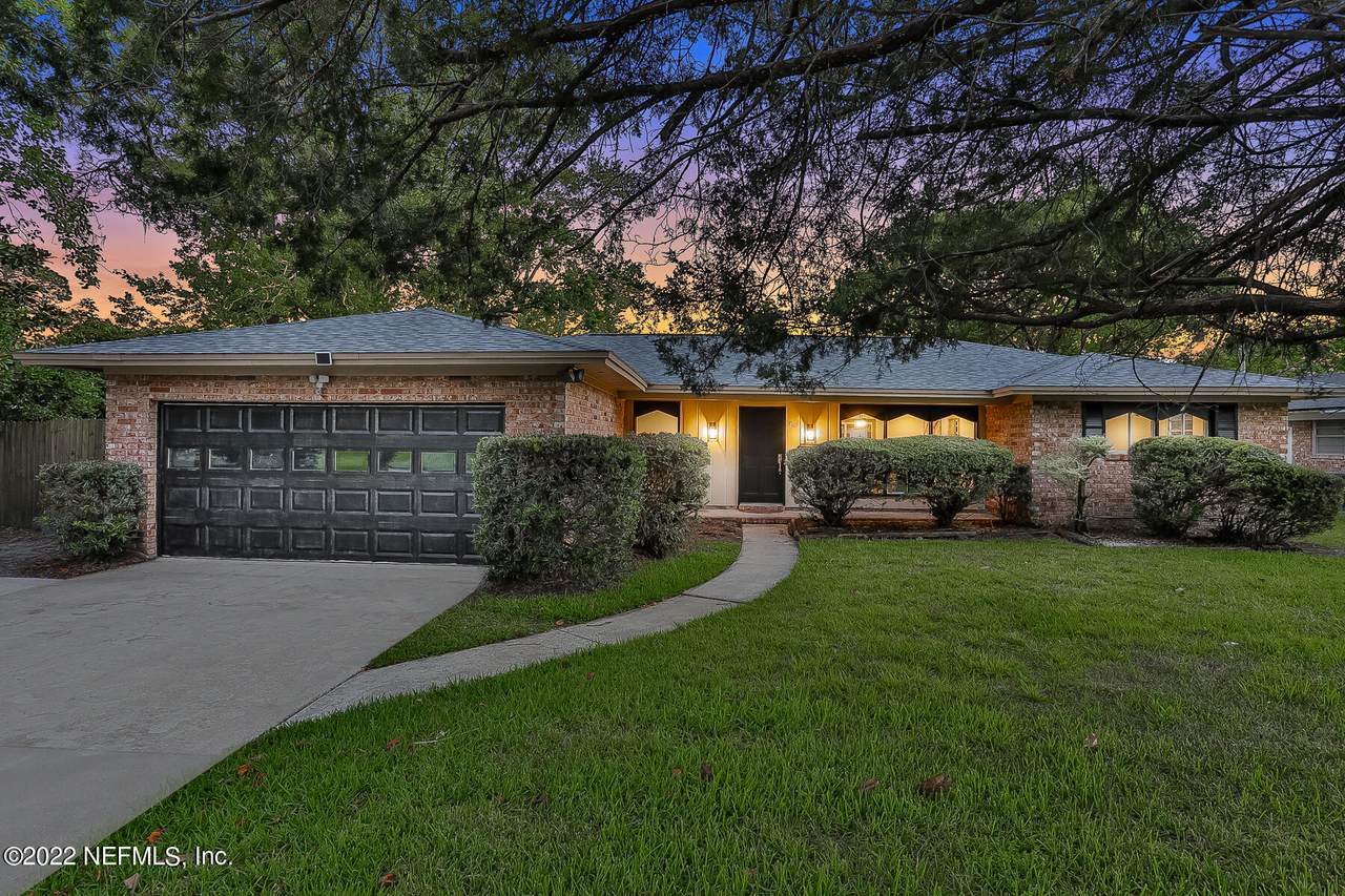 8116 Altama Rd - Photo 1