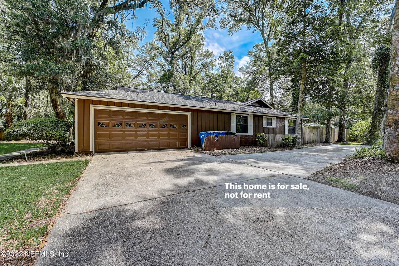 1415 Blackhawk Trl - Photo 1