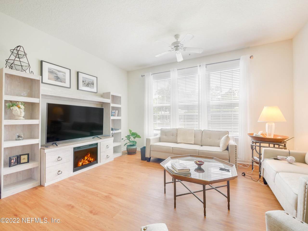 9831 Del Webb Pkwy - Photo 1