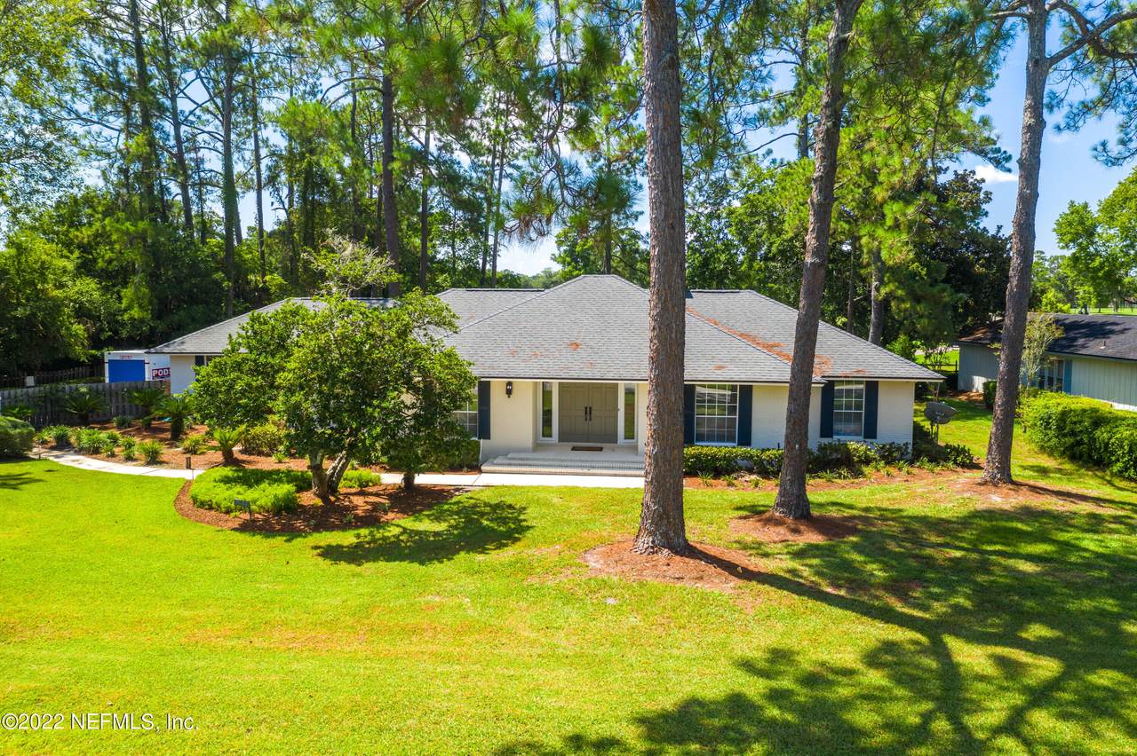 10646 Woodsdale Ln - Photo 1