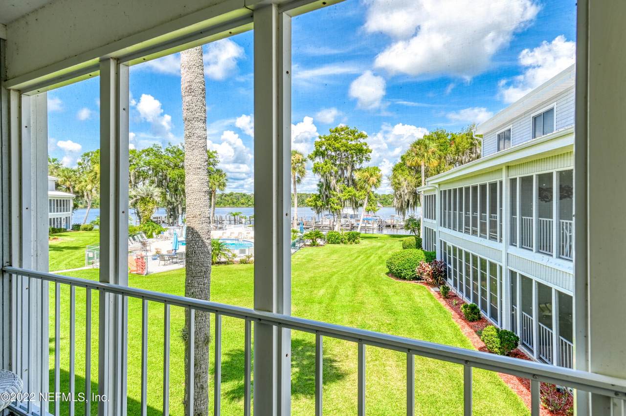 209 River Bend Pl - Photo 1