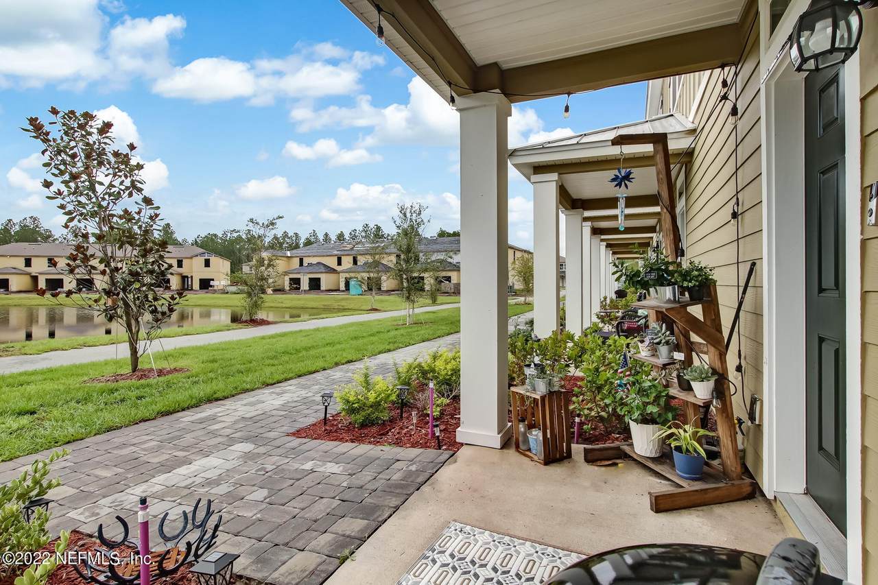 86768 Mainline Rd - Photo 1