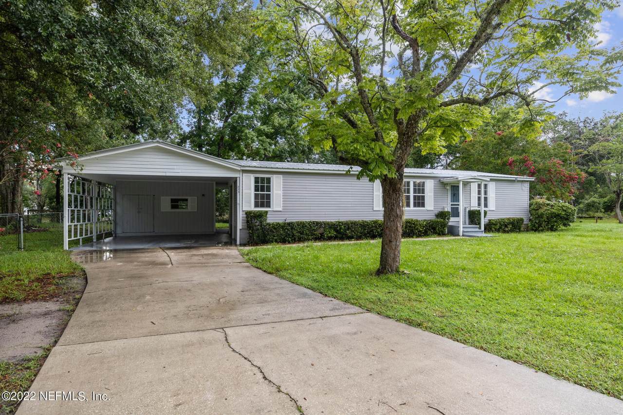 233 Tarpon Blvd - Photo 1