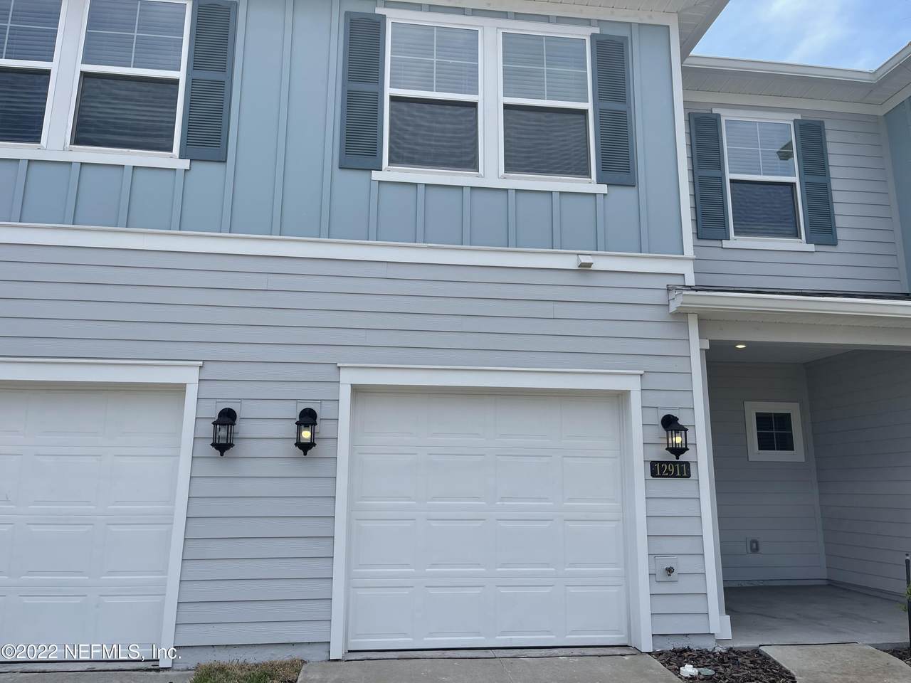 12911 Josslyn Ln - Photo 1