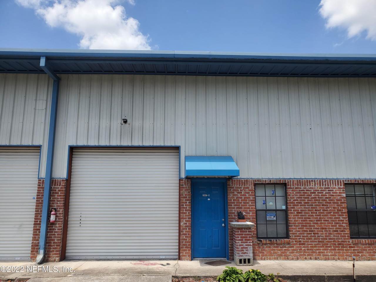 2667 Dunn Ave - Photo 1
