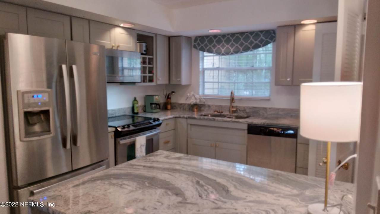 9901 Regency Square Blvd - Photo 1