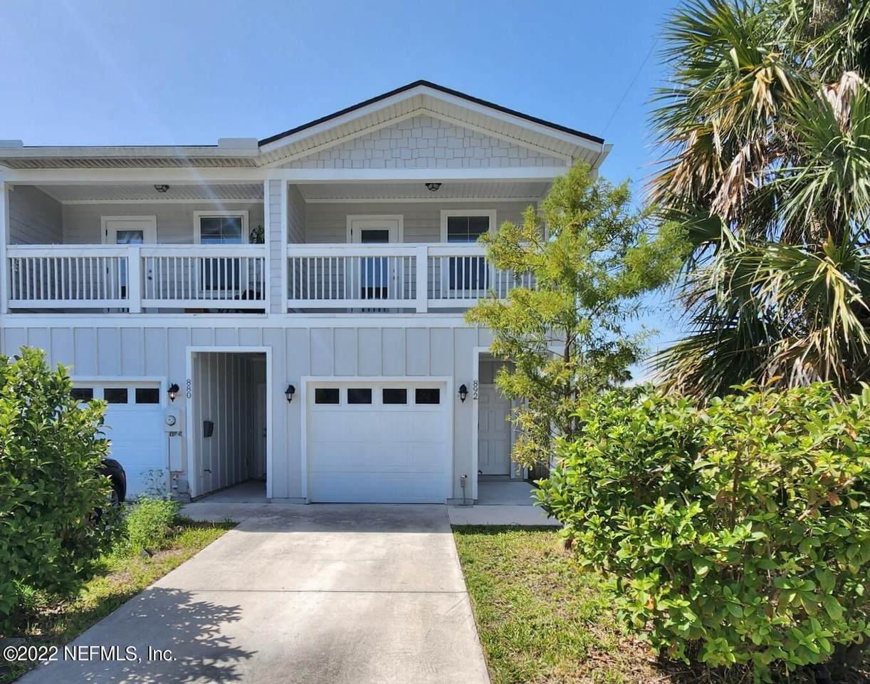 892 4TH Ave - Photo 1