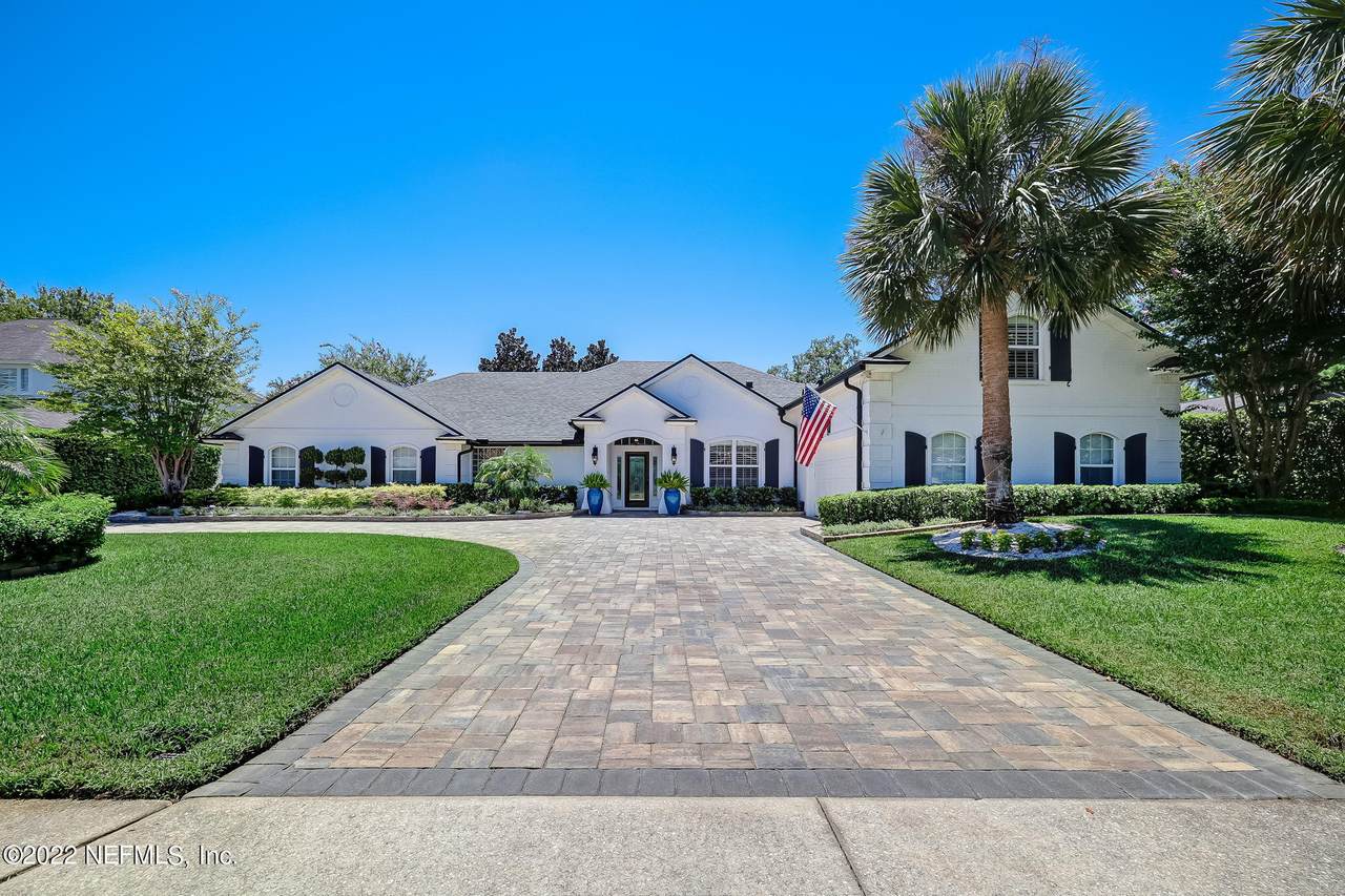 44 Solana Rd - Photo 1