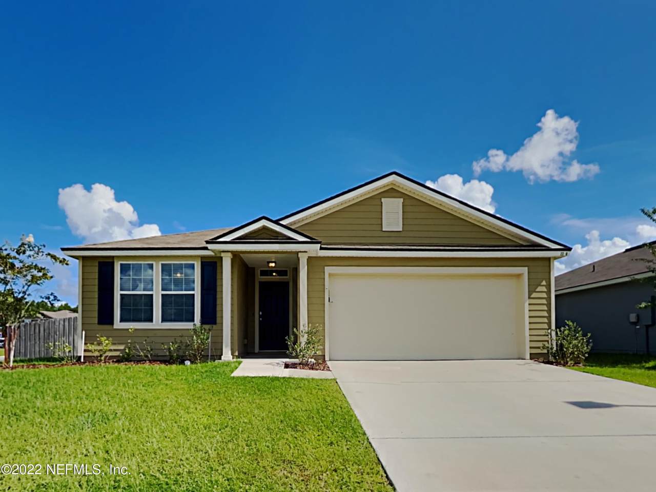 2210 Pebble Point Dr - Photo 1