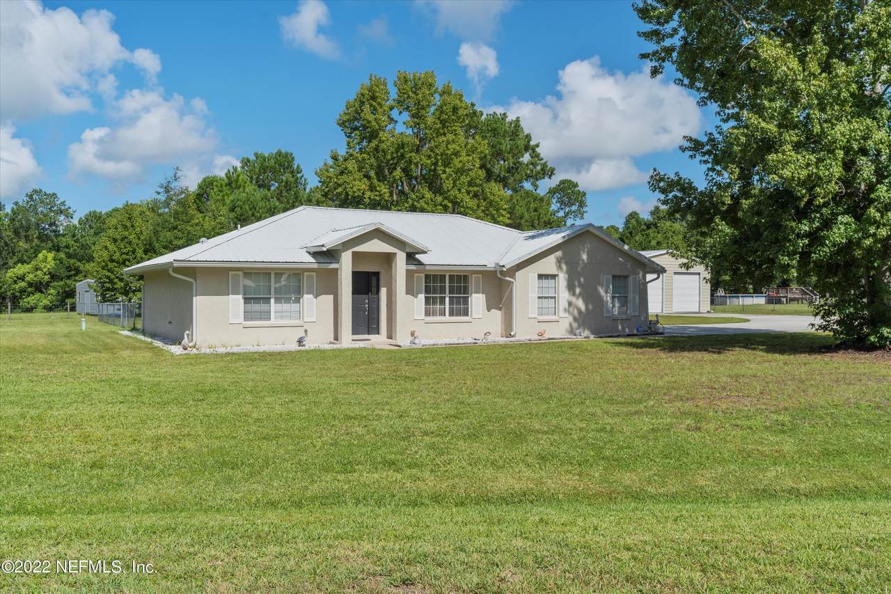109 Lone Oak Trl - Photo 1