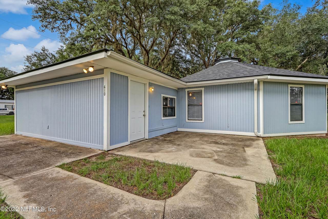 610 State Road 20 - Photo 1