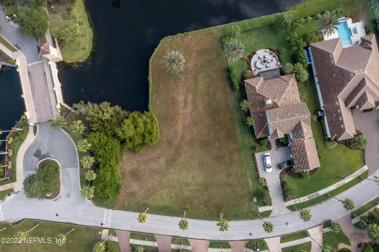 715 Promenade Pointe Dr - Photo 1