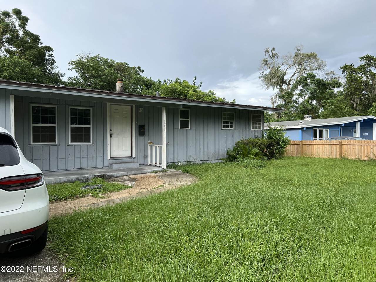 6213 Terry Parker Dr - Photo 1